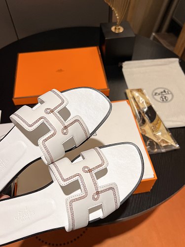 Hermes Oran Sandals white