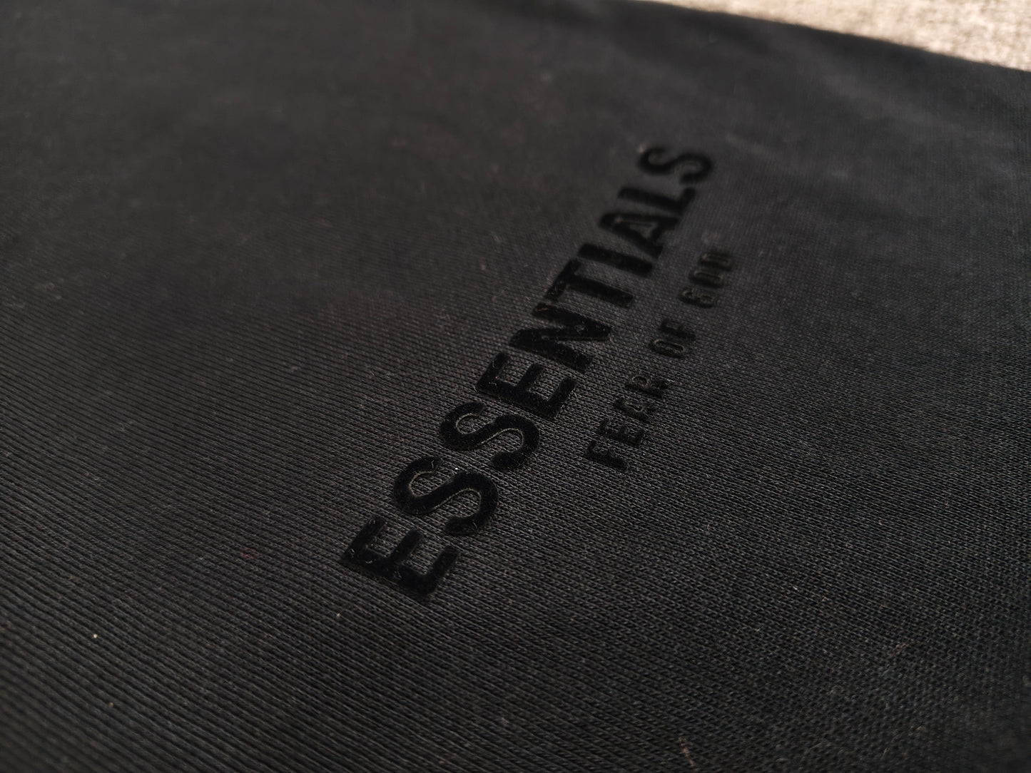 Fear of God Essentials sweatpants cuffed ‘Stretch limo '