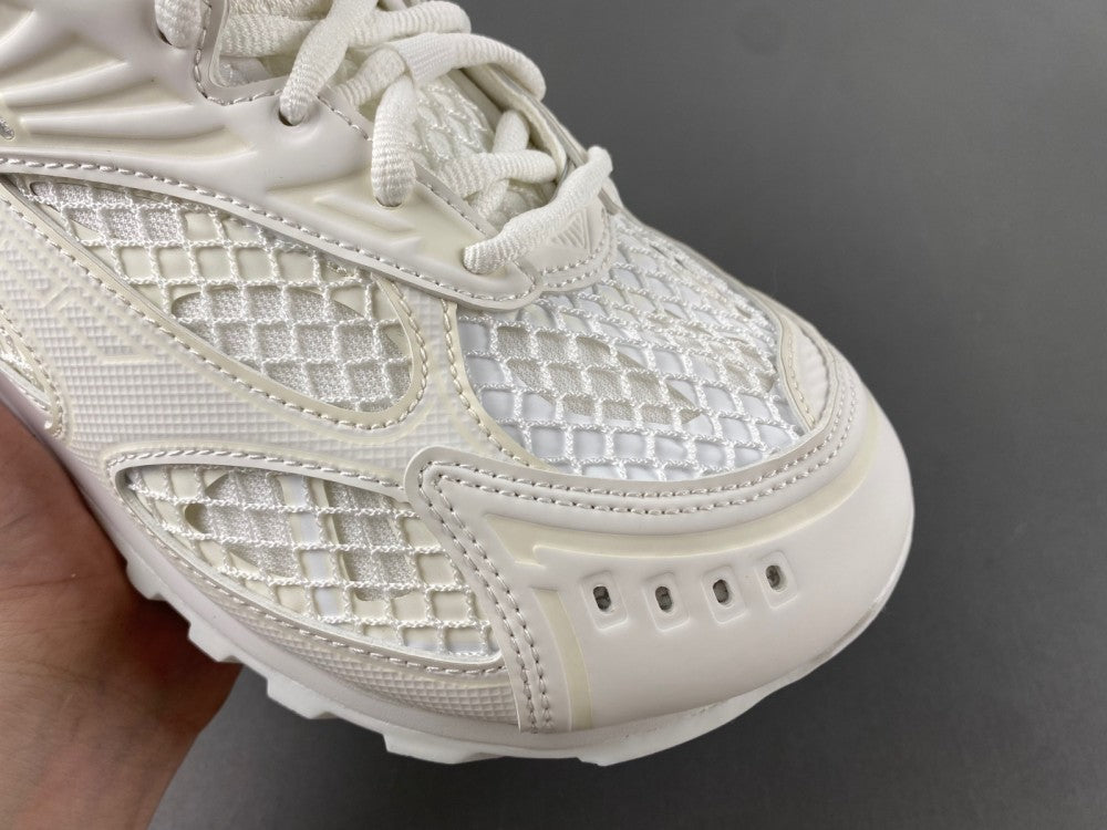 Bottega venta orbit white and off white