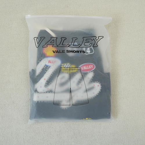 Vale Forever 1980s Jorts black
