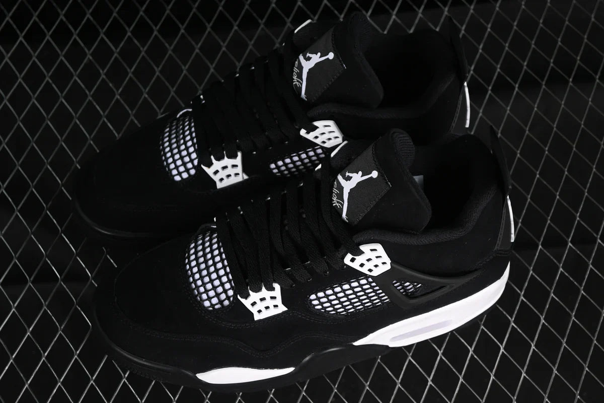 Air Jordan 4 white thunder