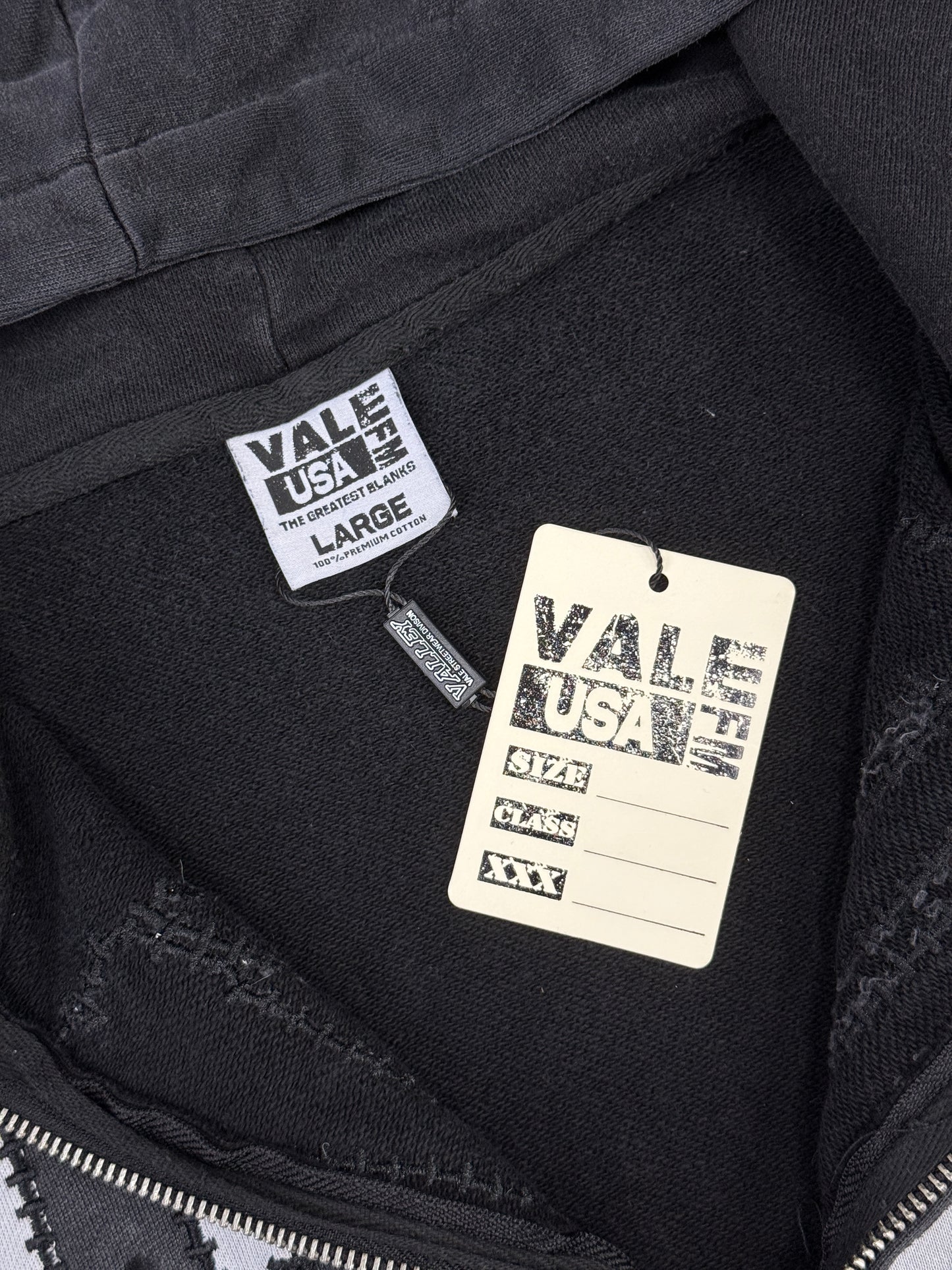 VALE FOREVER  Paint Zip Up Hoodie - Black