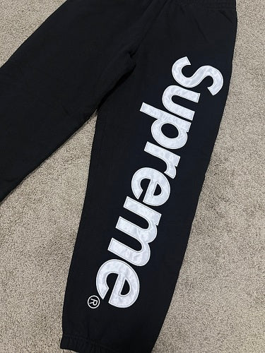Supreme Satin Applique sweatpants black