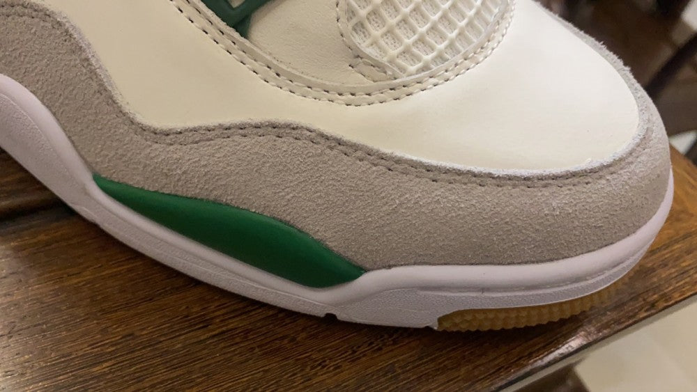 Nike SB x Air Jordan 4 Retro SP 'Pine Green'