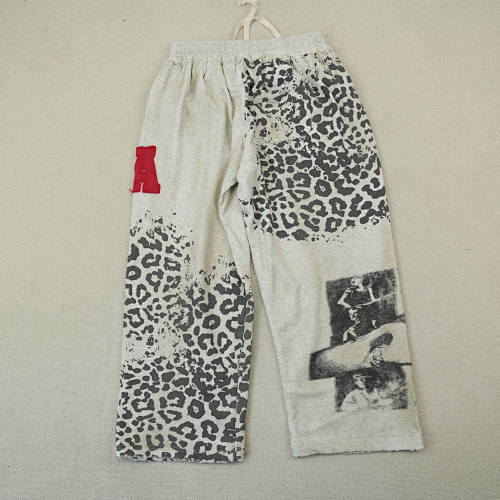 Vale Forever cheatah sweatpants  'Grey'