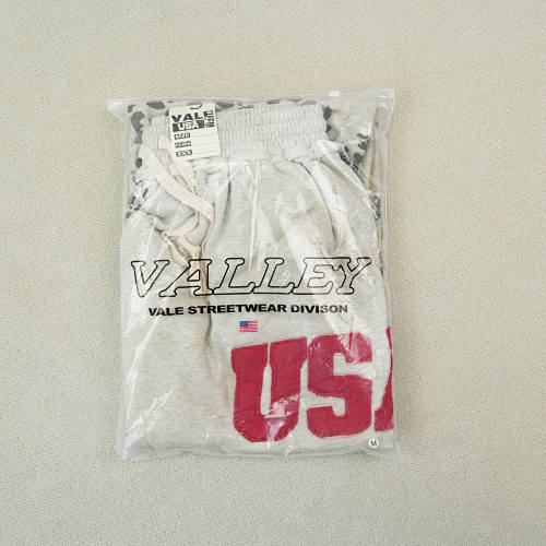 Vale Forever cheatah sweatpants  'Grey'