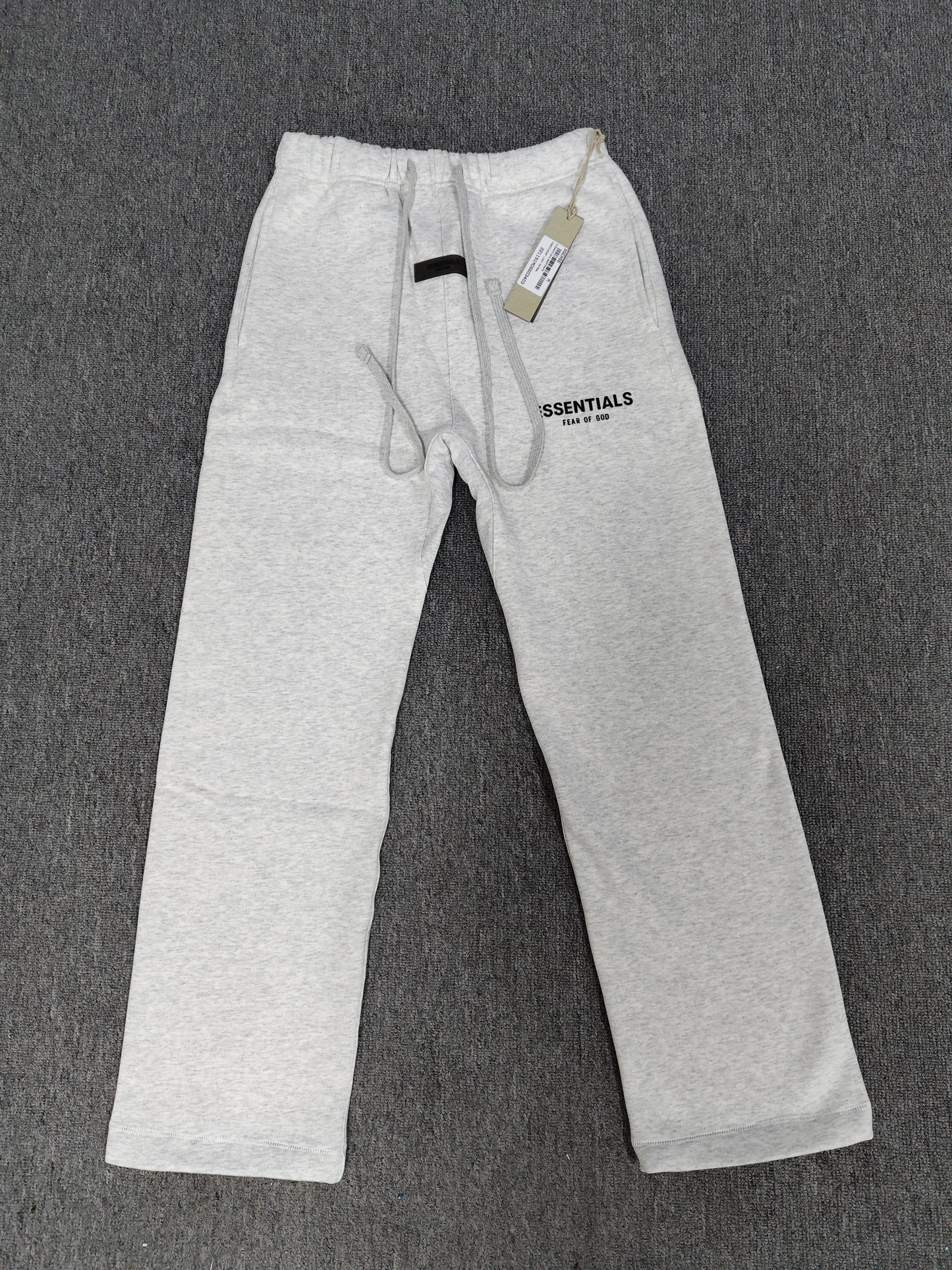 Fear of God Essentials sweatpants flared ‘light oatmeal  '