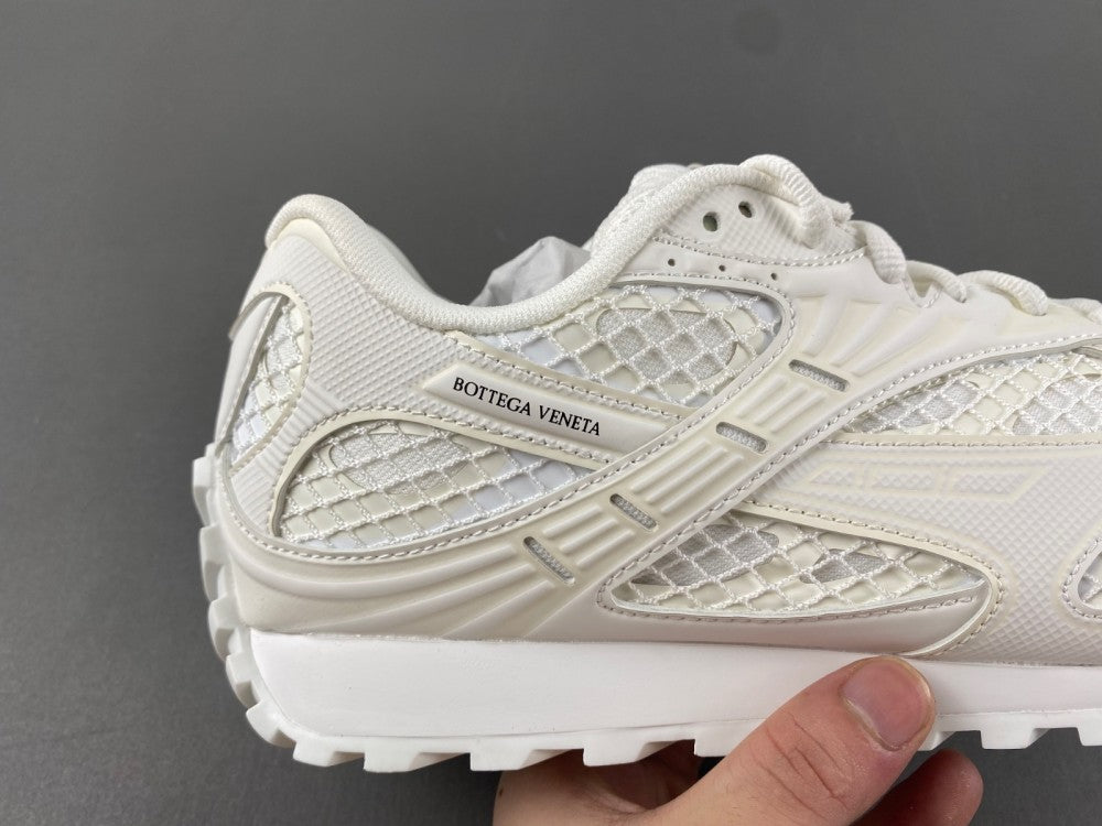 Bottega venta orbit white and off white