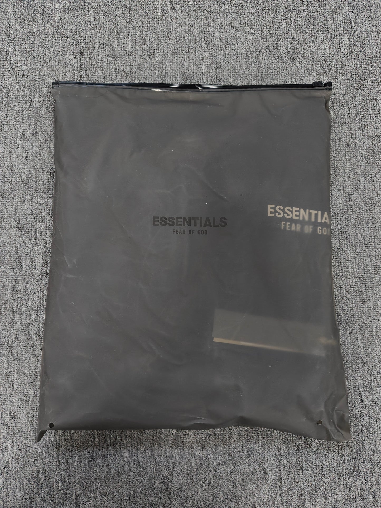 Fear of God Essentials Hoodie 'black