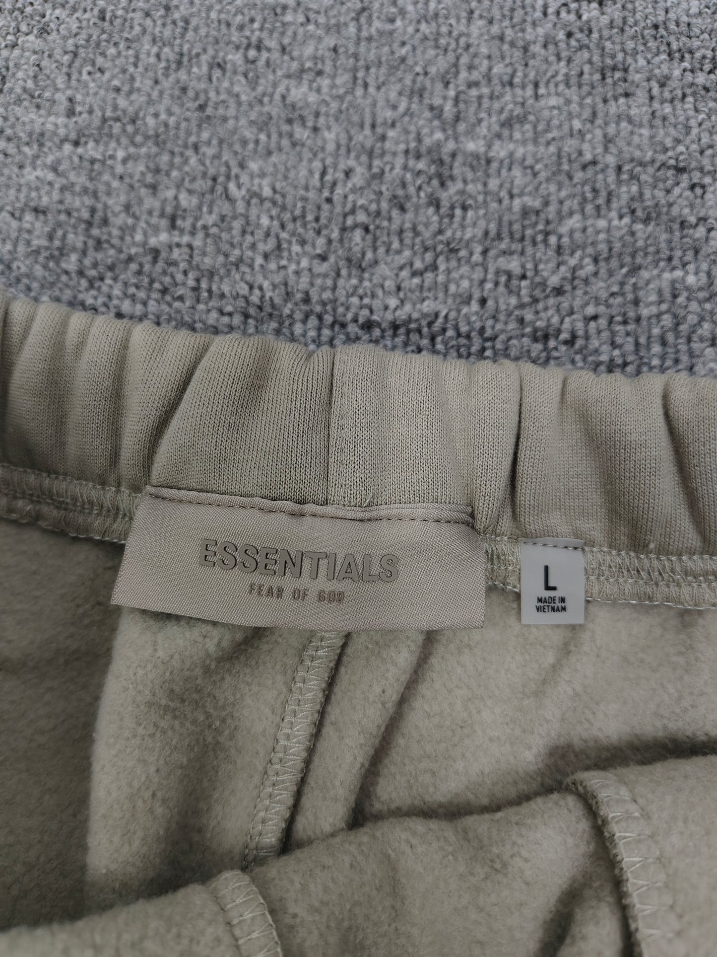 Fear of God Essentials sweatpants  'seal'