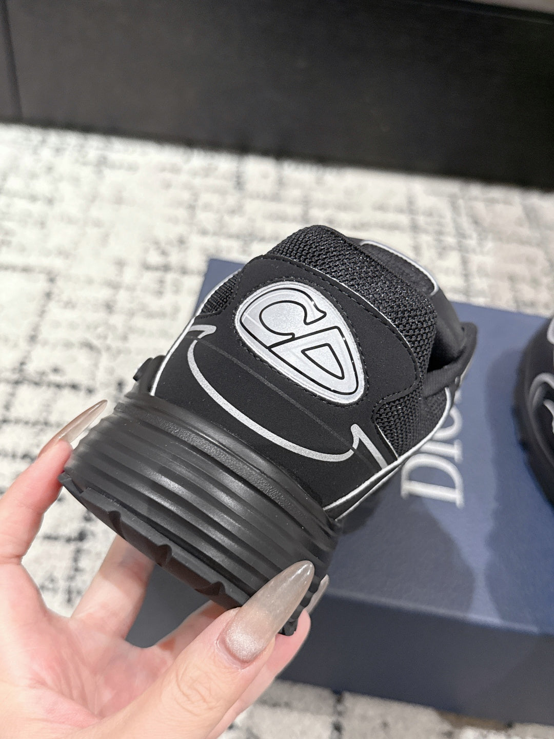 Black Dior b30