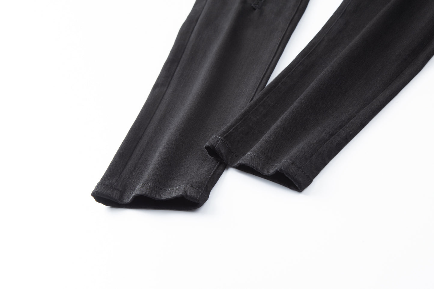 Amiri jeans black distressed