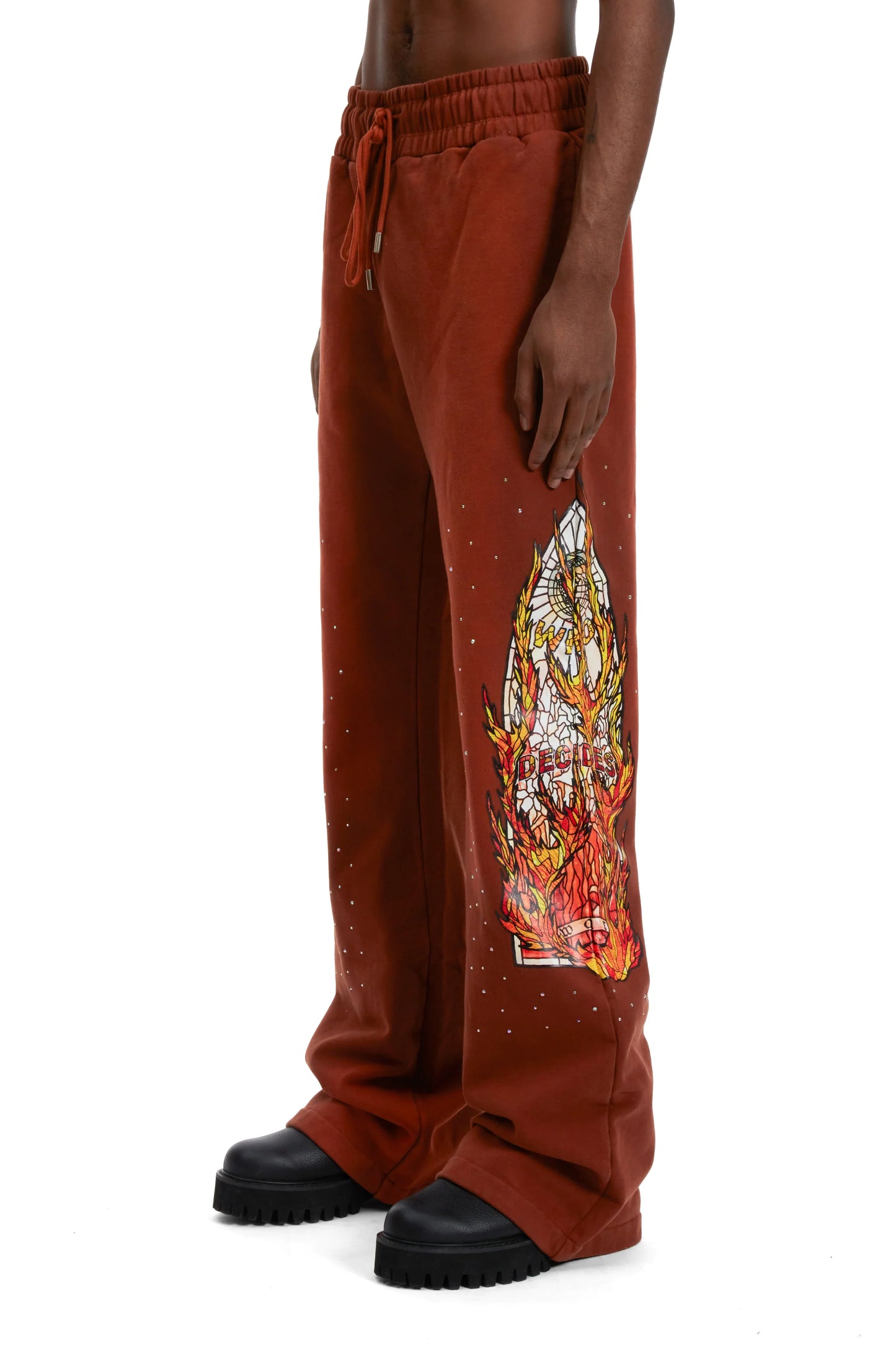WHO DECIDES WAR orange  flame glass sweatpants