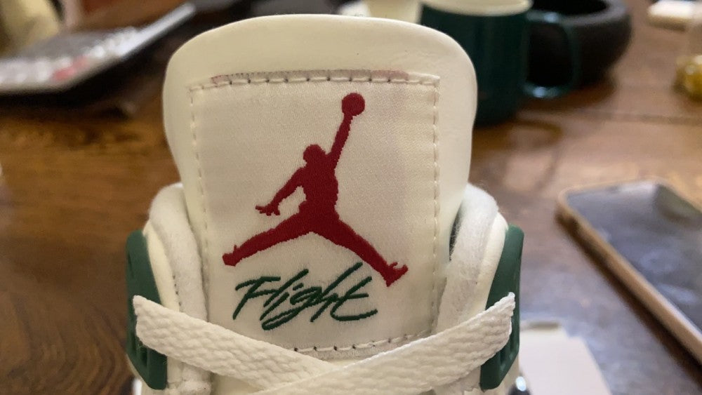 Nike SB x Air Jordan 4 Retro SP 'Pine Green'