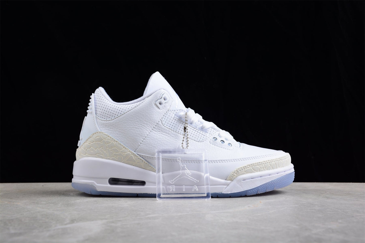 Jordan 3 pure money