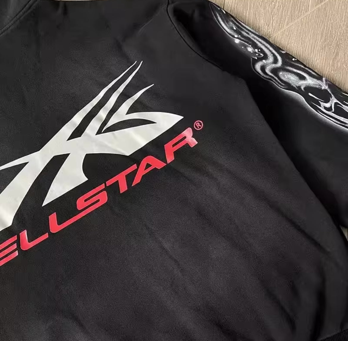 HELLSTAR AIRBRUSHED  SKULL