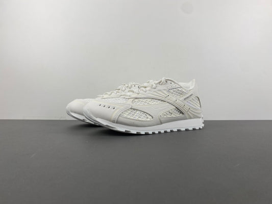 Bottega venta orbit white and off white