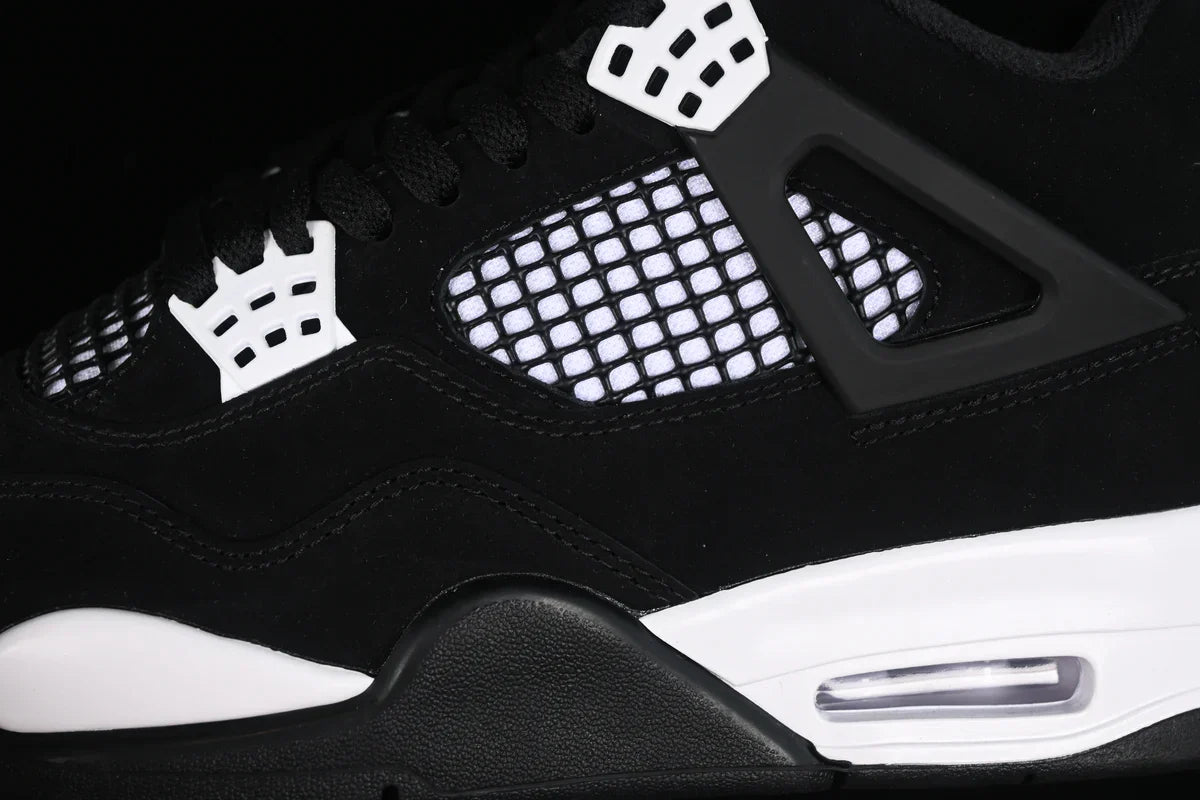 Air Jordan 4 white thunder