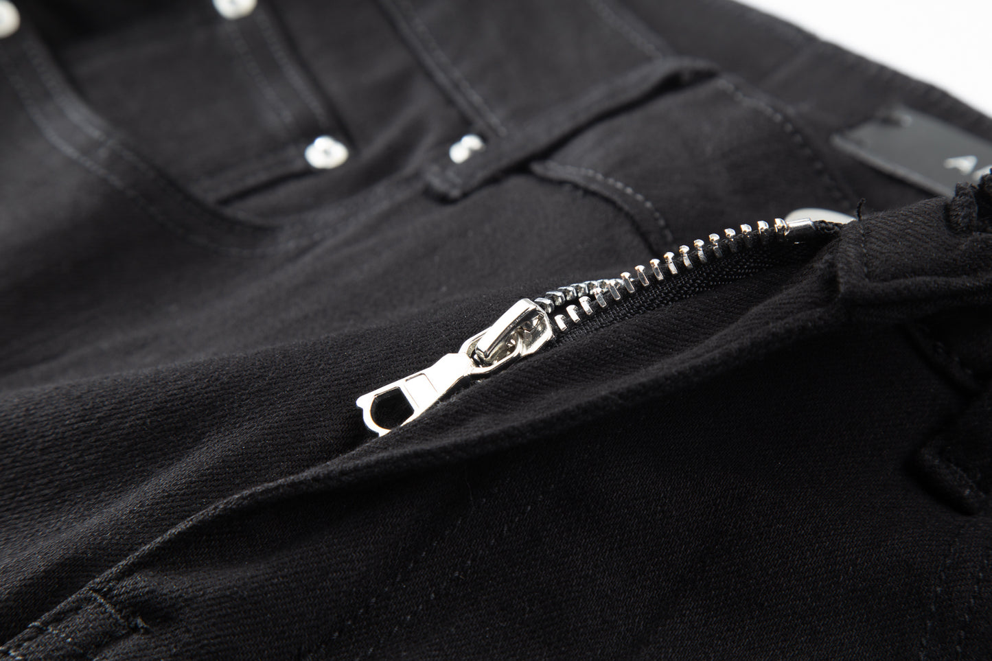 Amiri jeans black distressed