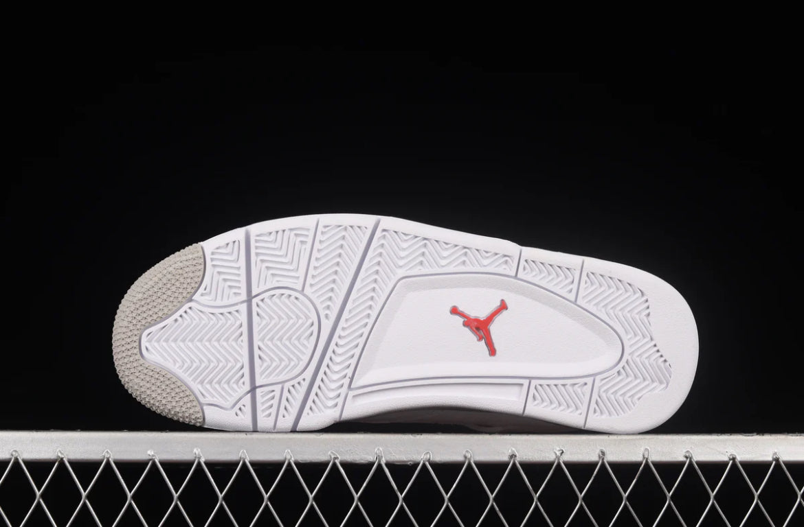 Air Jordan 4 white Oreo
