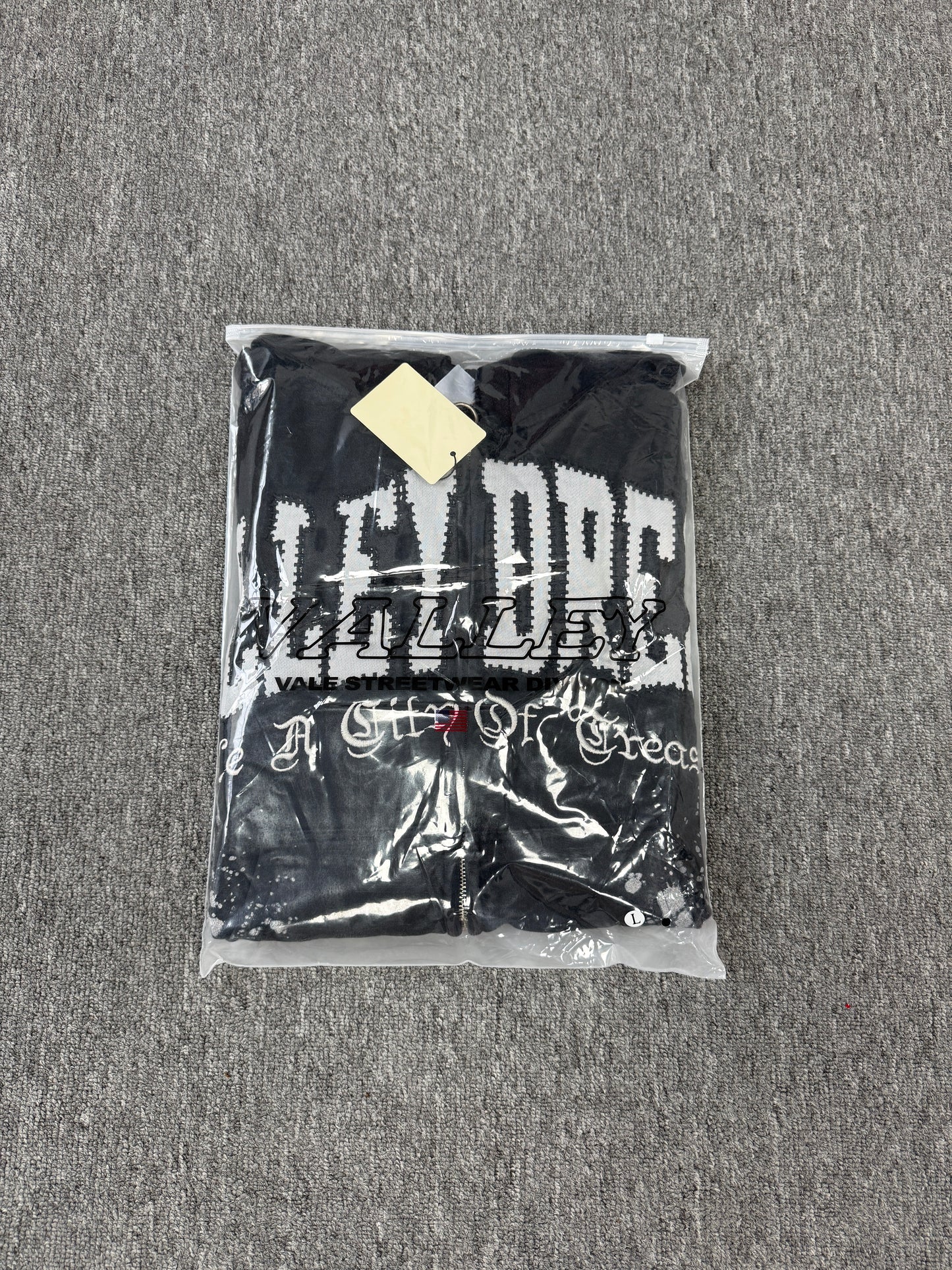 VALE FOREVER  Paint Zip Up Hoodie - Black
