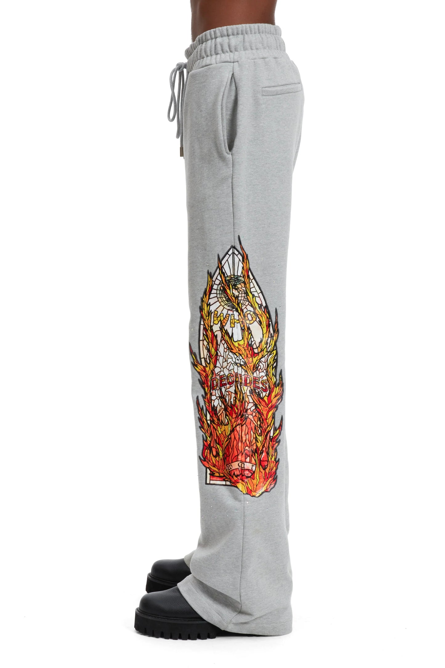 WHO DECIDES WAR gray flame glass sweatpants