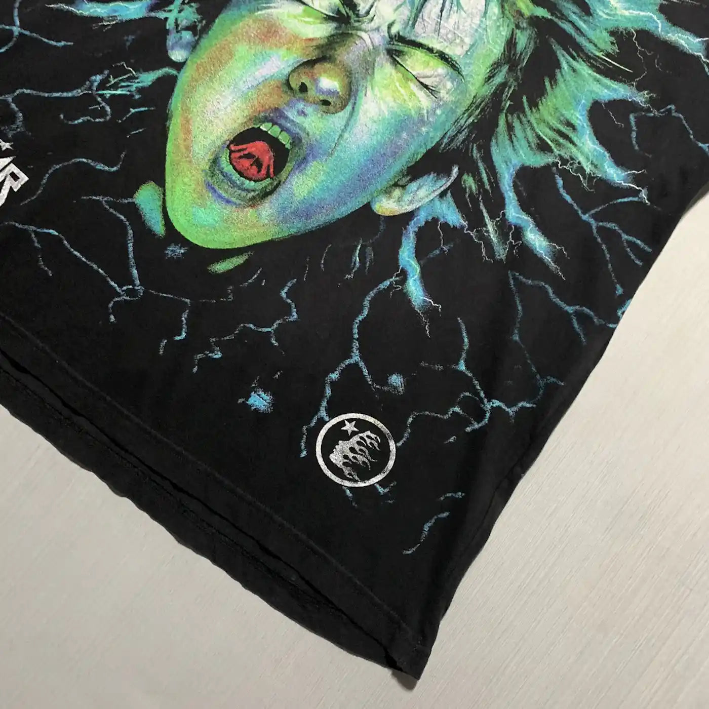 Hellstar electric kid tee