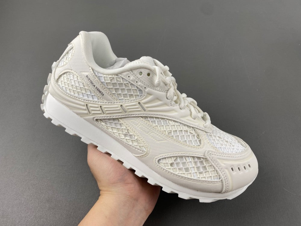 Bottega venta orbit white and off white
