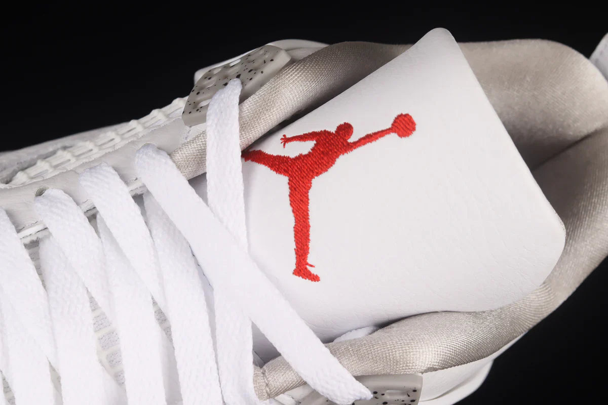 Air Jordan 4 white Oreo