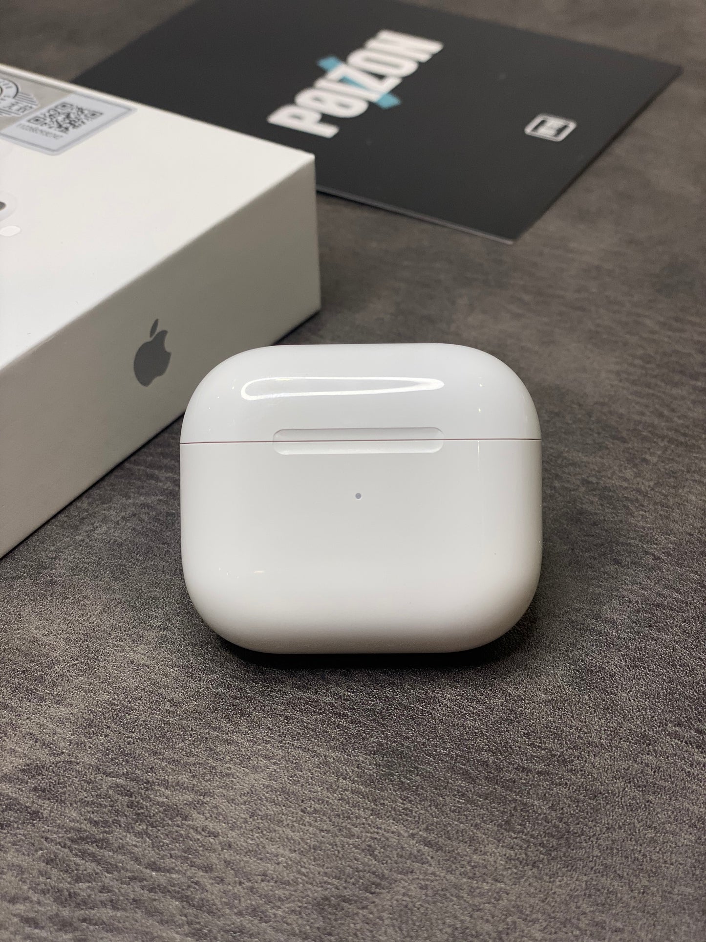 Apple AirPods Pro 3rd Gen White Bluetooth In-Ear Earbuds w/ Mic & Case