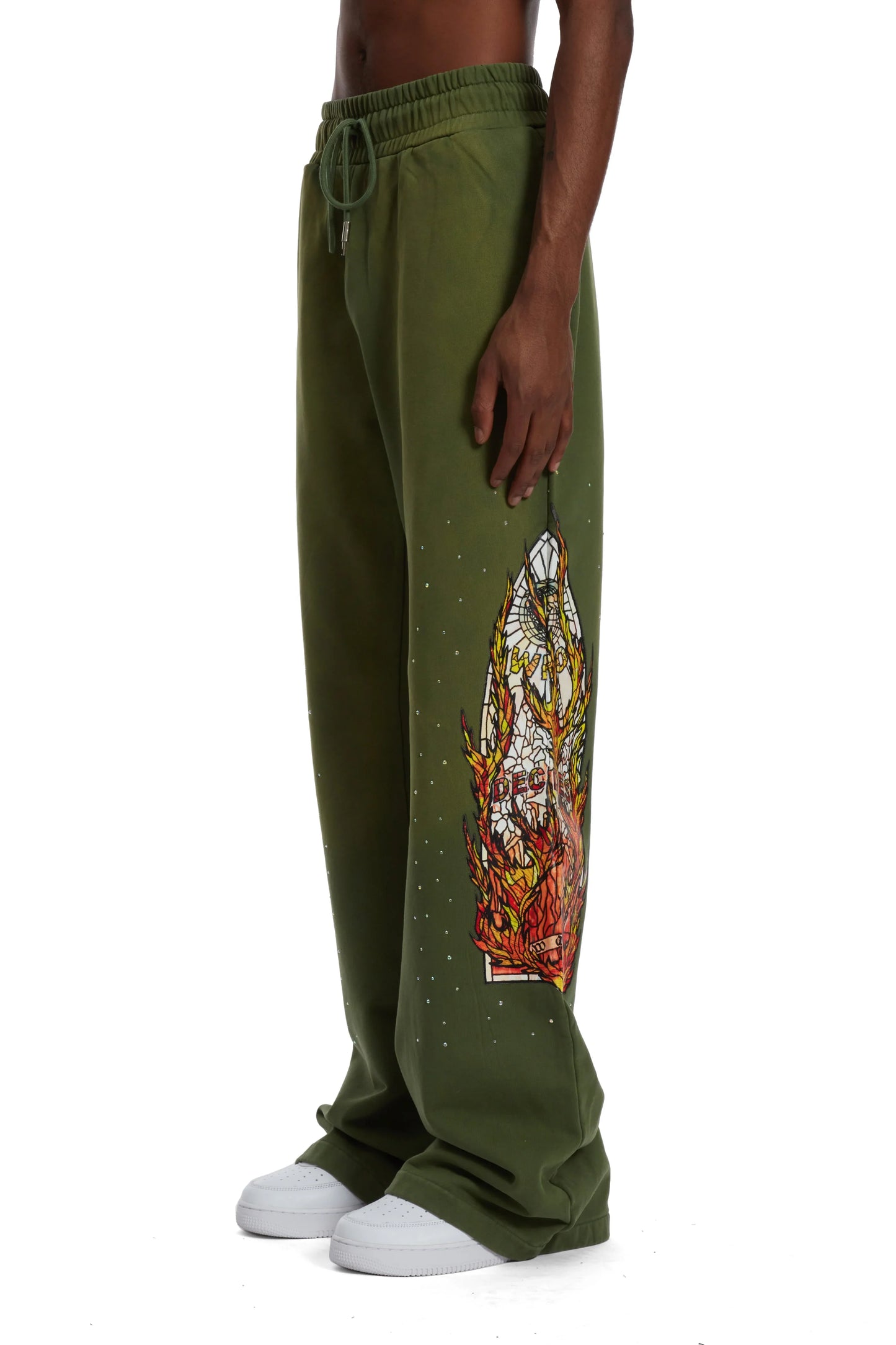 WHO DECIDES WAR green flame glass sweatpants
