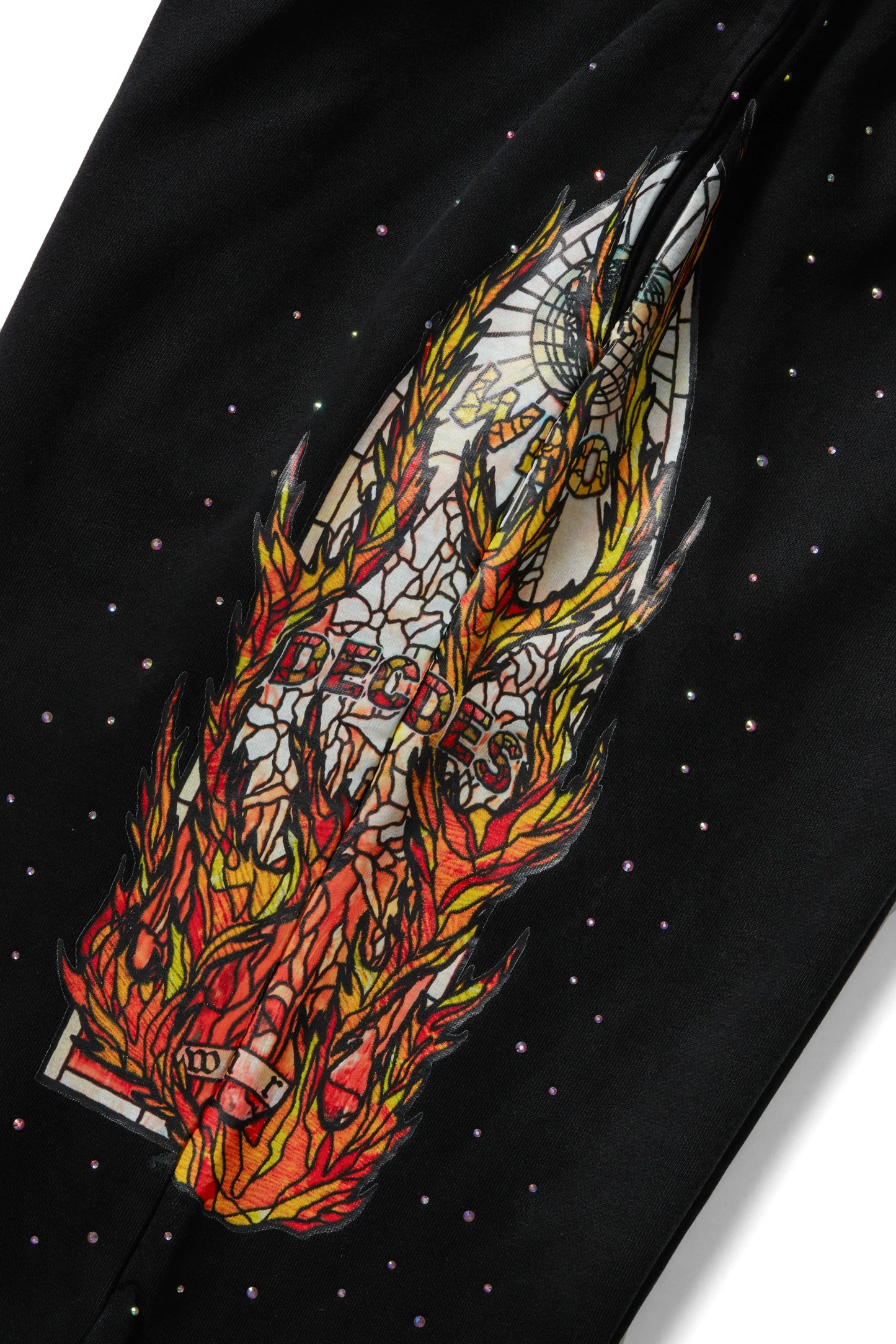 WHO DECIDES WAR black flame glass shorts