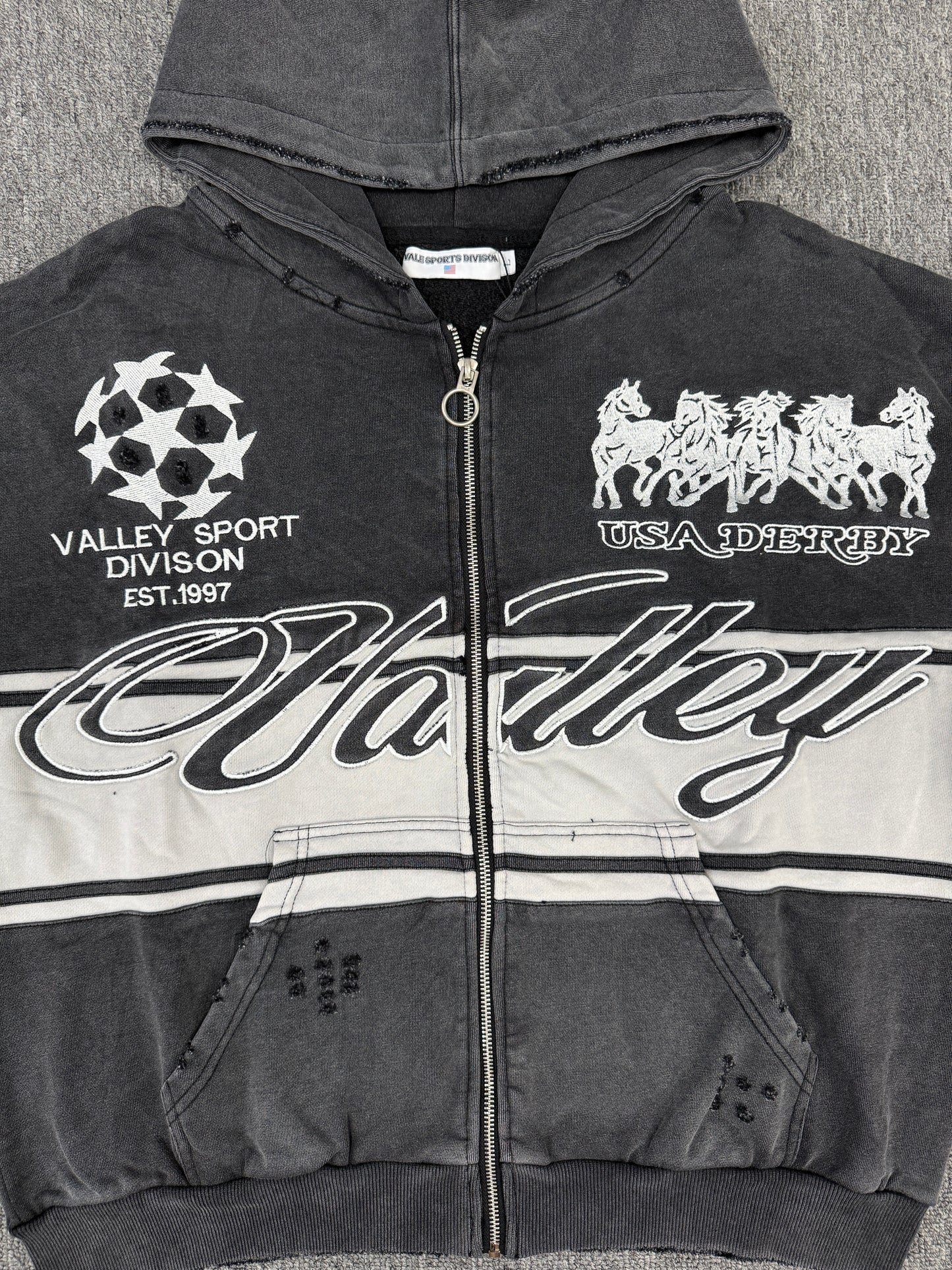 Vale Forever BLACK CURSIVE ZIP UP HOODIE