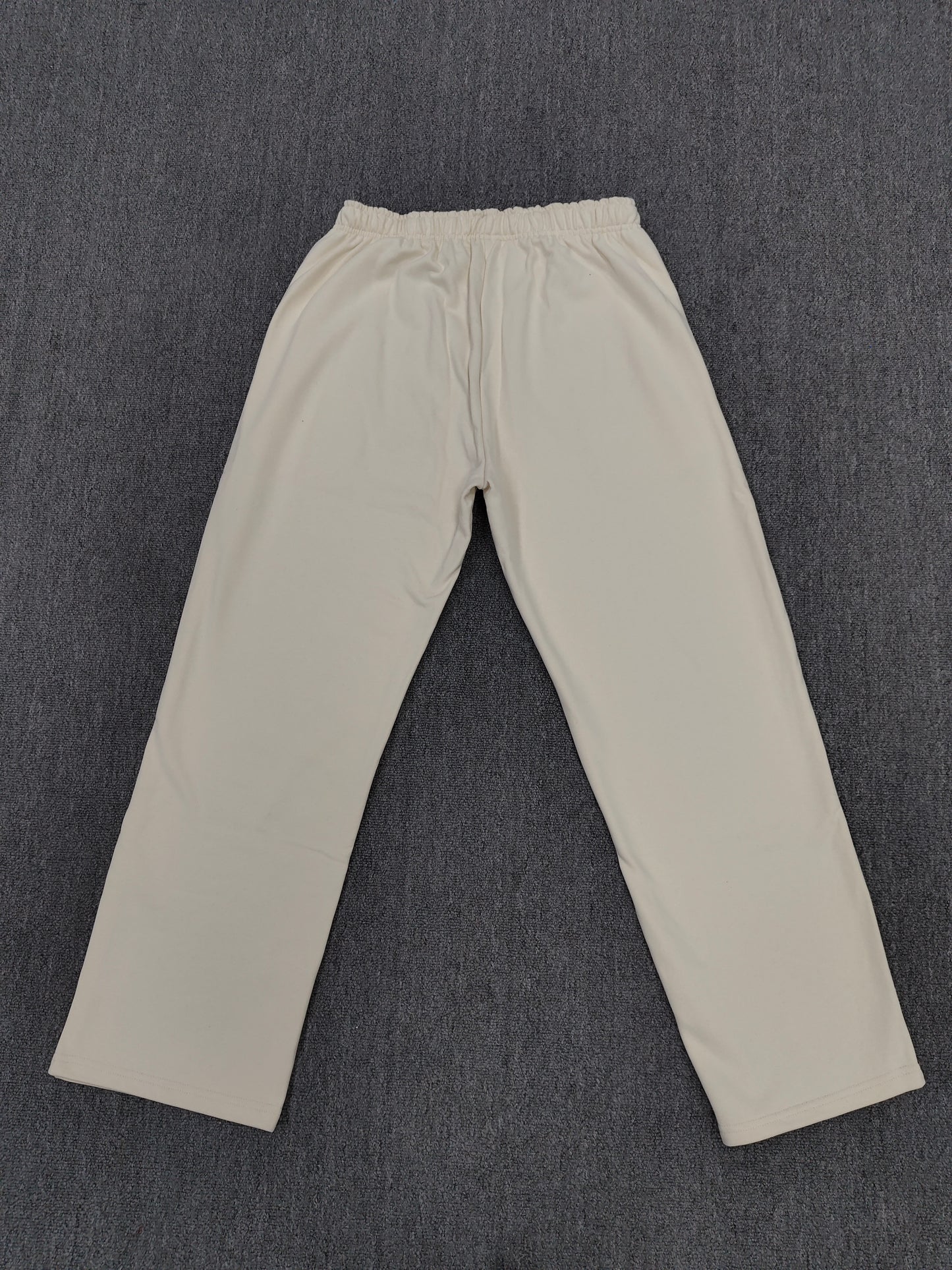 alo sweatpants cream