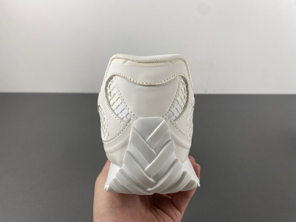 Bottega venta orbit white and off white