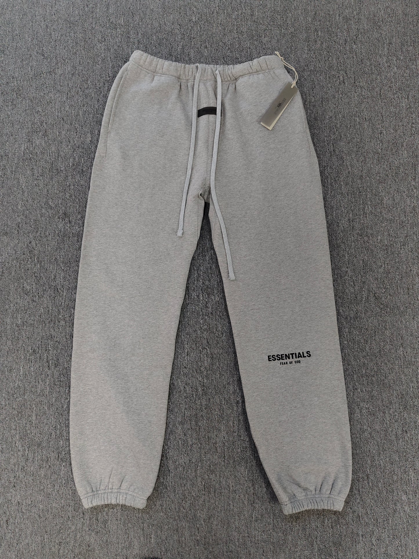 Fear of God Essentials sweatpants cuffed ‘dark oatmeal  '