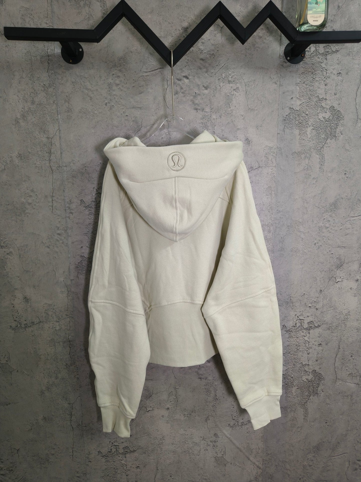 Lululemon cream scuba jacket