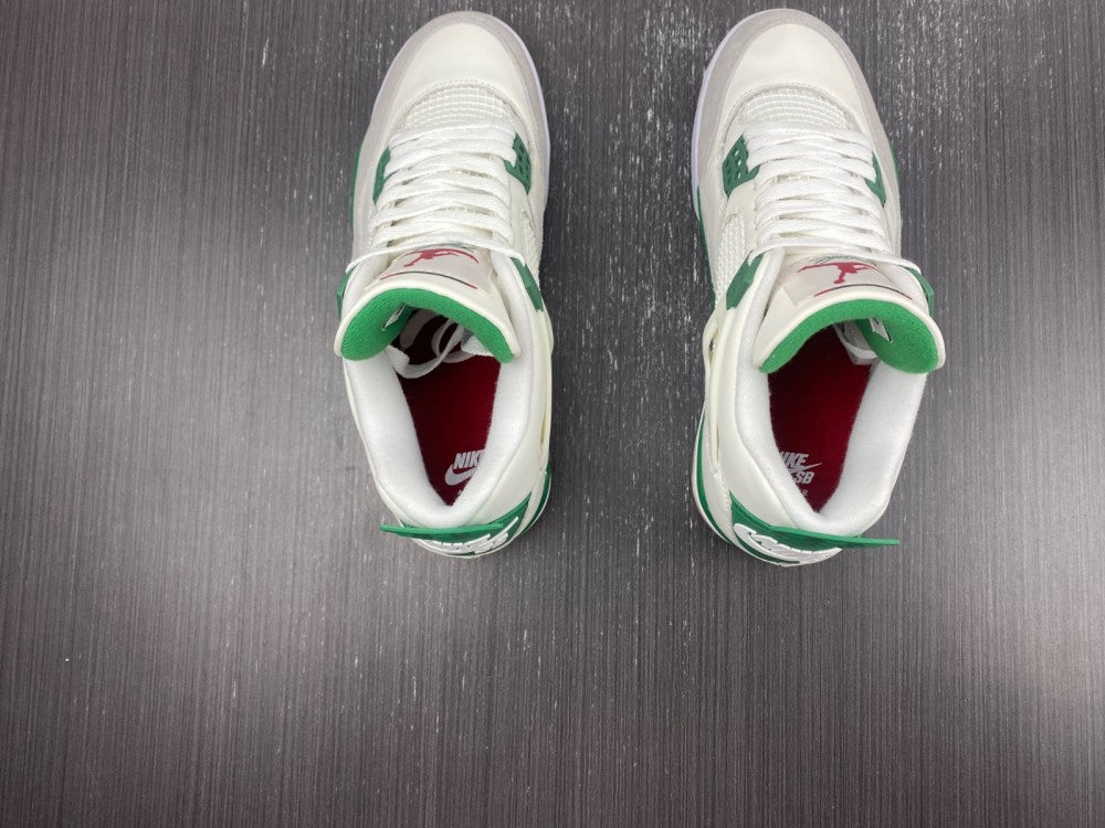 Nike SB x Air Jordan 4 Retro SP 'Pine Green'
