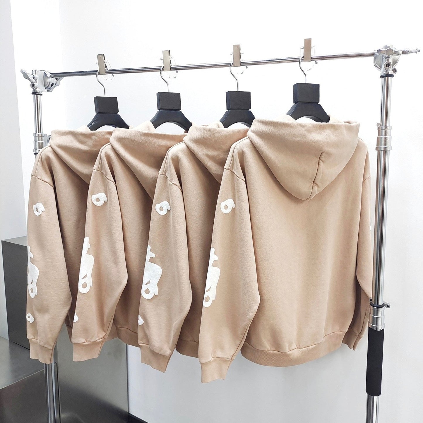 Sp5der Beluga Hoodie 'Sand'