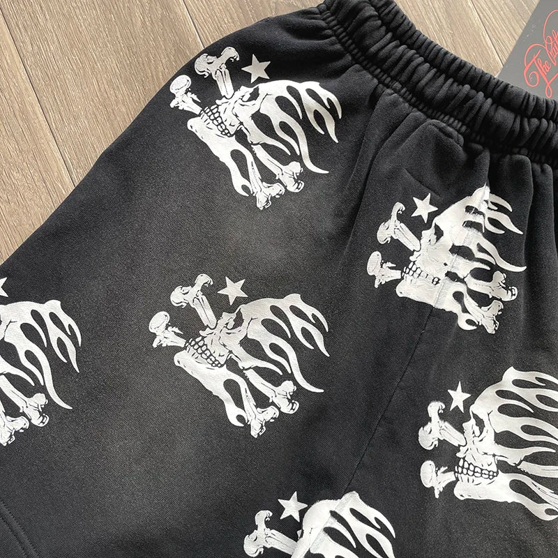 Hellstar PATH TO PARADISE  Heavy wash skull printed shorts