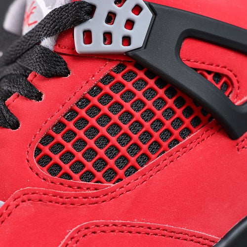 Air Jordan 4 Toro Bravo