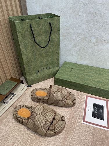 Gucci  GG Canvas Platform Slide Sandal