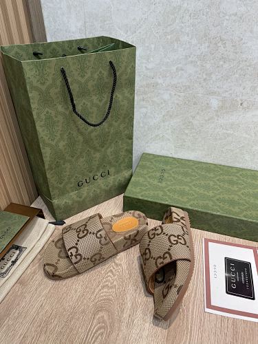 Gucci  GG Canvas Platform Slide Sandal