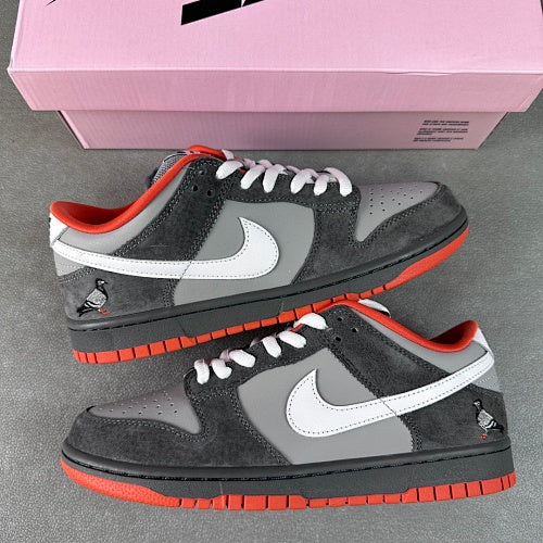 Nike SB Dunk Low Staple NYC Pigeon
