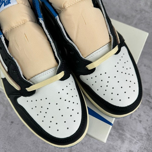 Jordan 1 Retro Low OG SP Fragment x Travis Scott