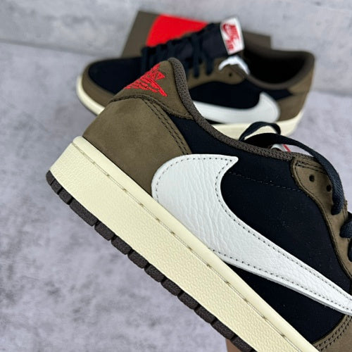 Jordan 1 Retro Low OG SP Travis Scott Mocha