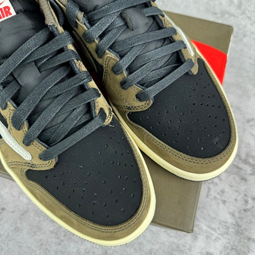 Jordan 1 Retro Low OG SP Travis Scott Mocha