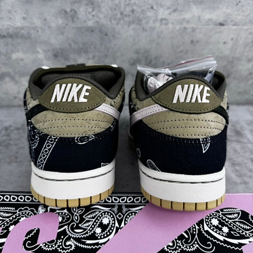 Nike SB Dunk Low Travis Scott