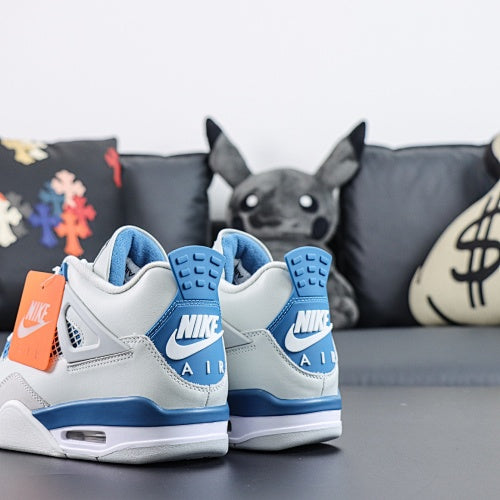 Jordan 4 Retro Military Blue (2024)