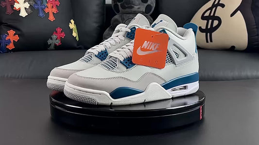 Jordan 4 Retro Military Blue (2024)